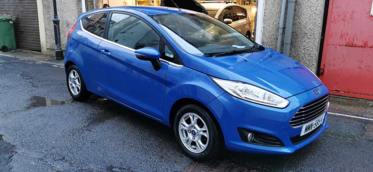 FORD FIESTA