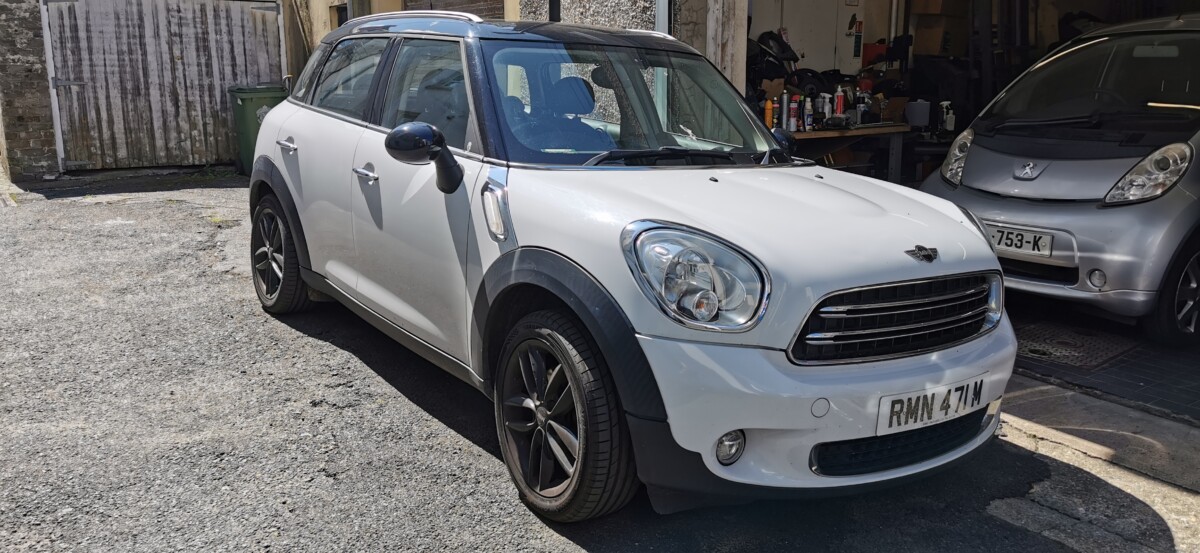 MINI COUNTRYMAN