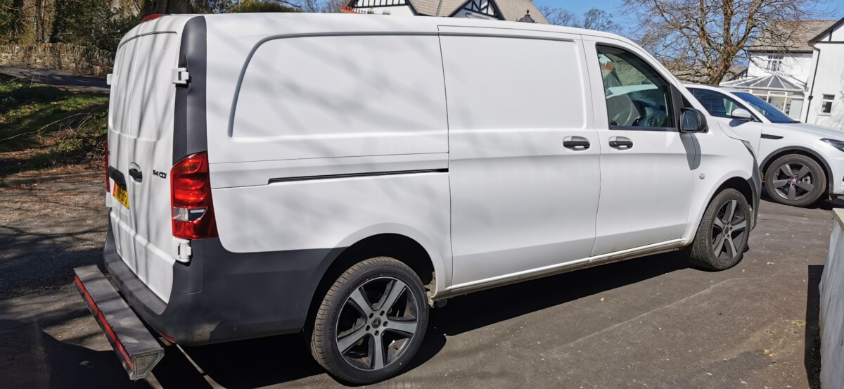 MERCEDES-BENZ VITO